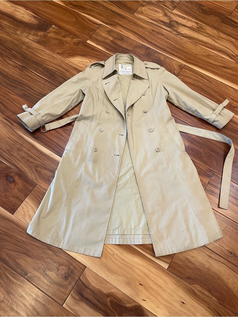 Vintage London Fog trench coat beige khaki woman 6 petite fall timeless classic